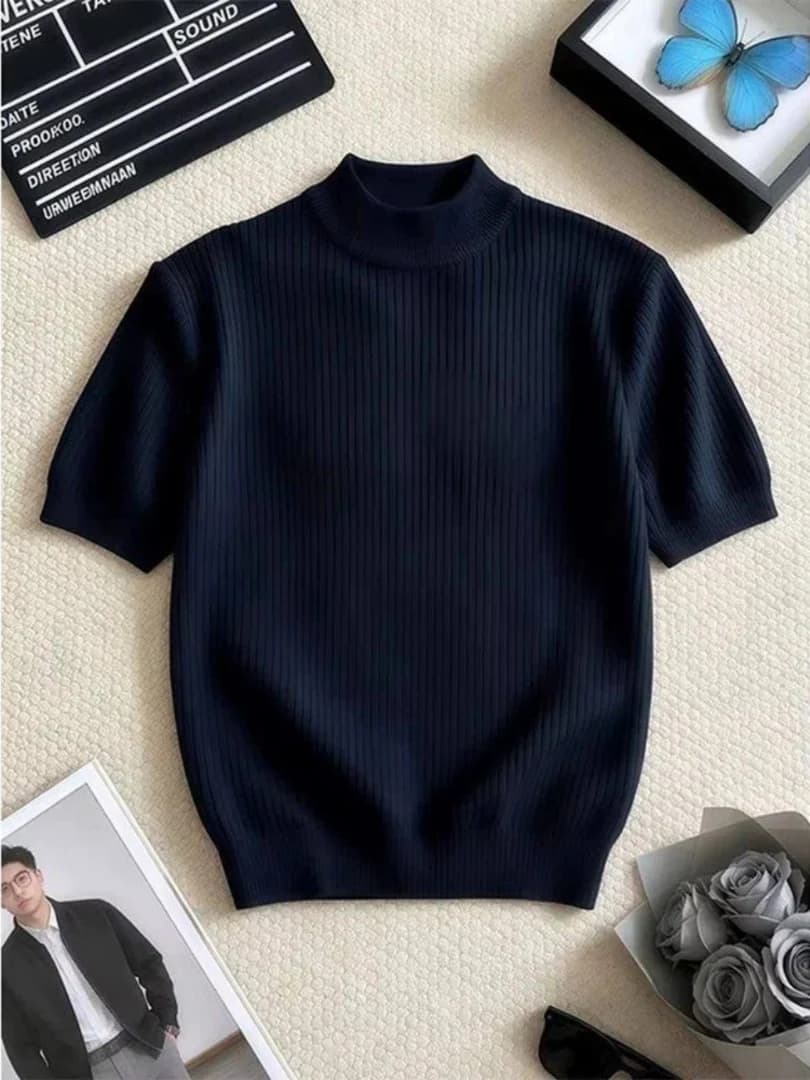 Ribbed Mock-Neck
