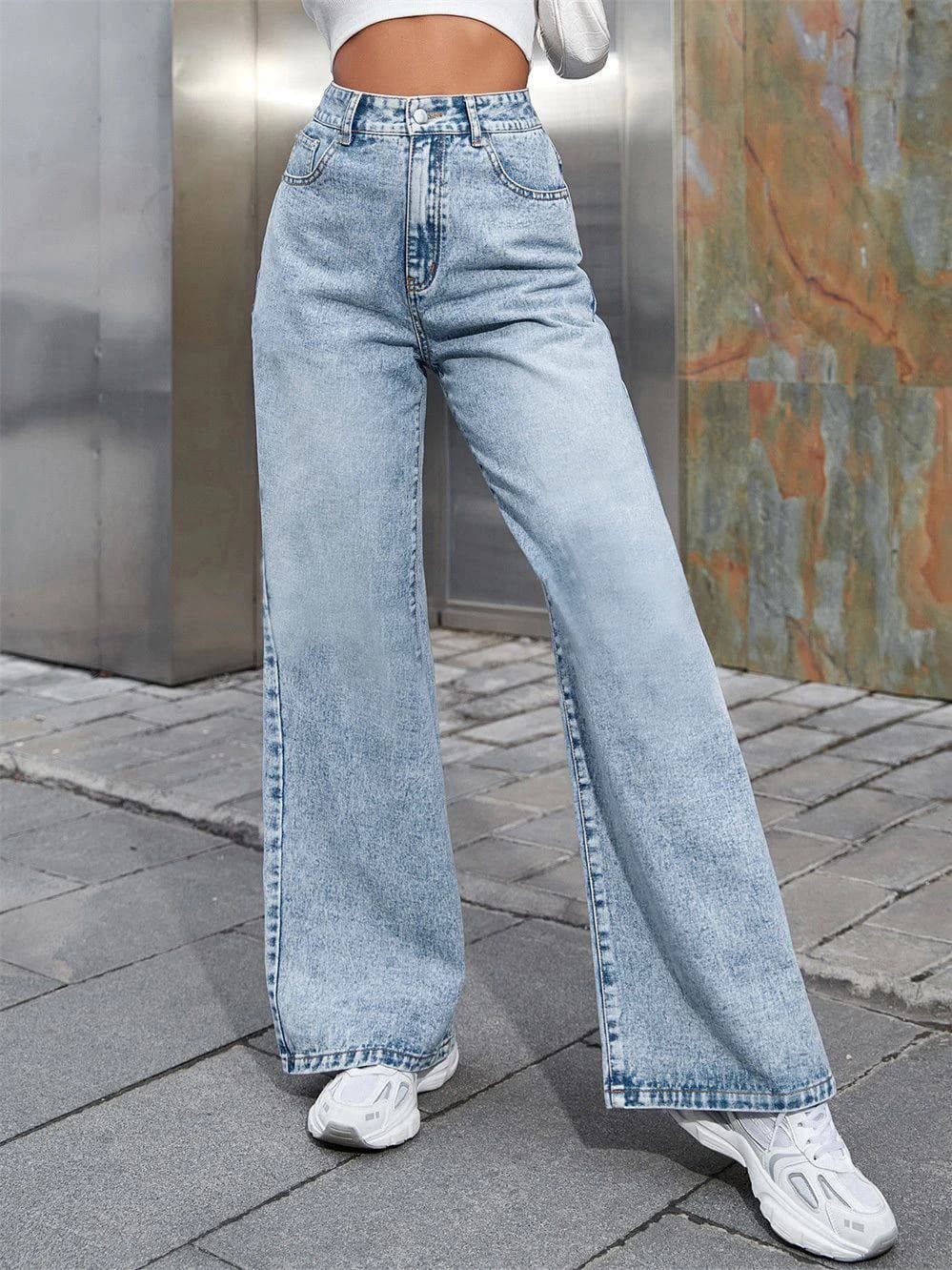 Vintage Wash Wide Jeans