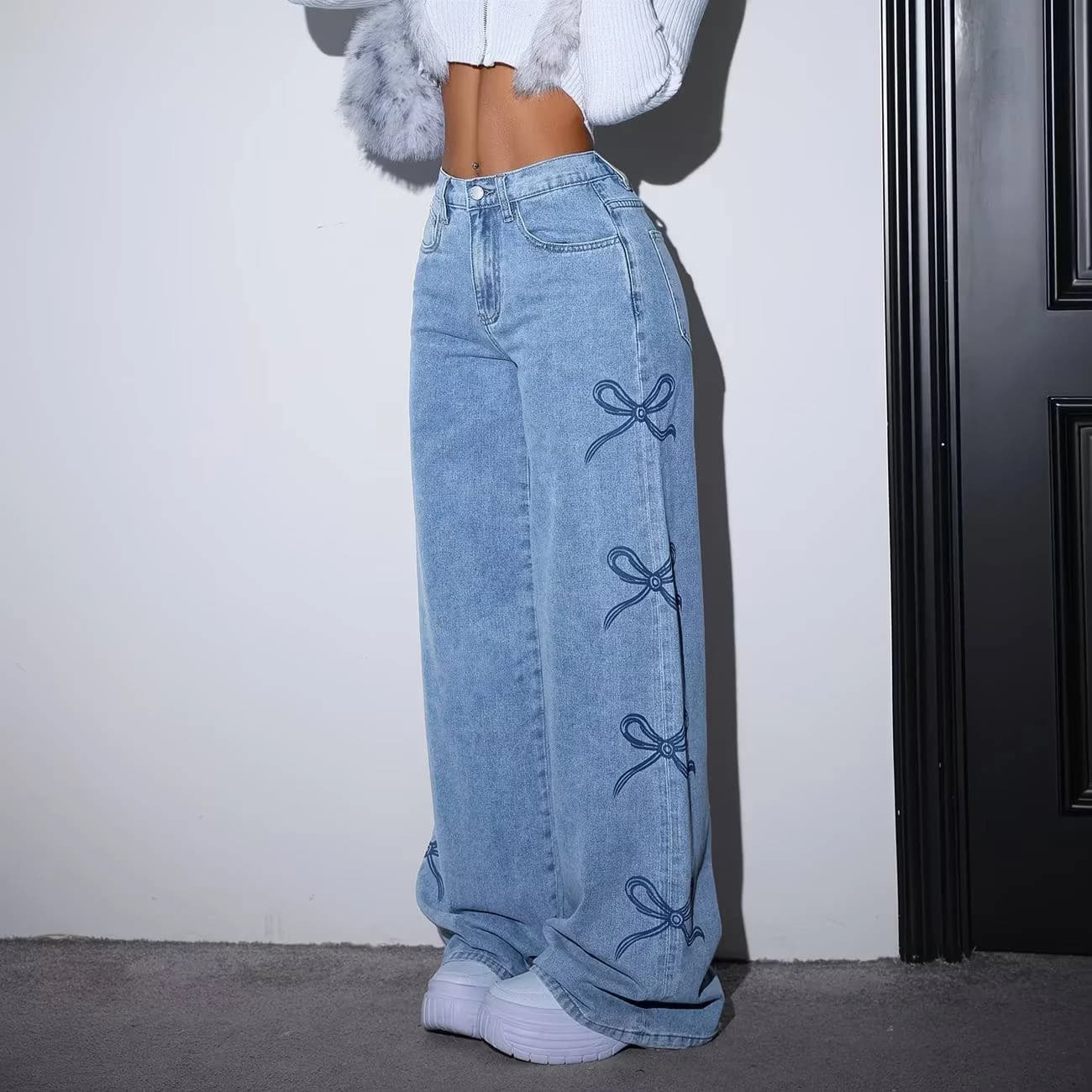Ribbon Detail Baggy Jeans